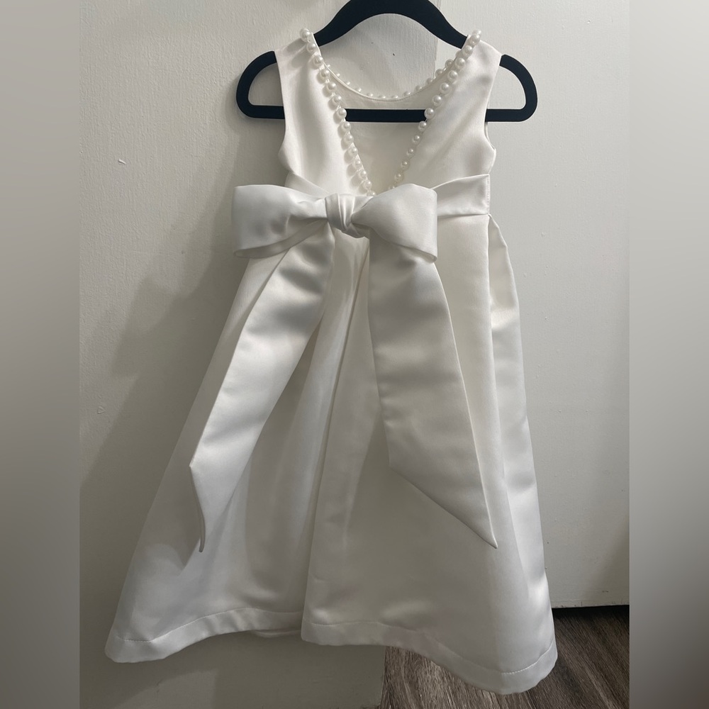 Gorgeous Satin Baby Girl Toddler Dress Ivory Flower Girl Bow Pearls Open Back - Picture 4 of 5